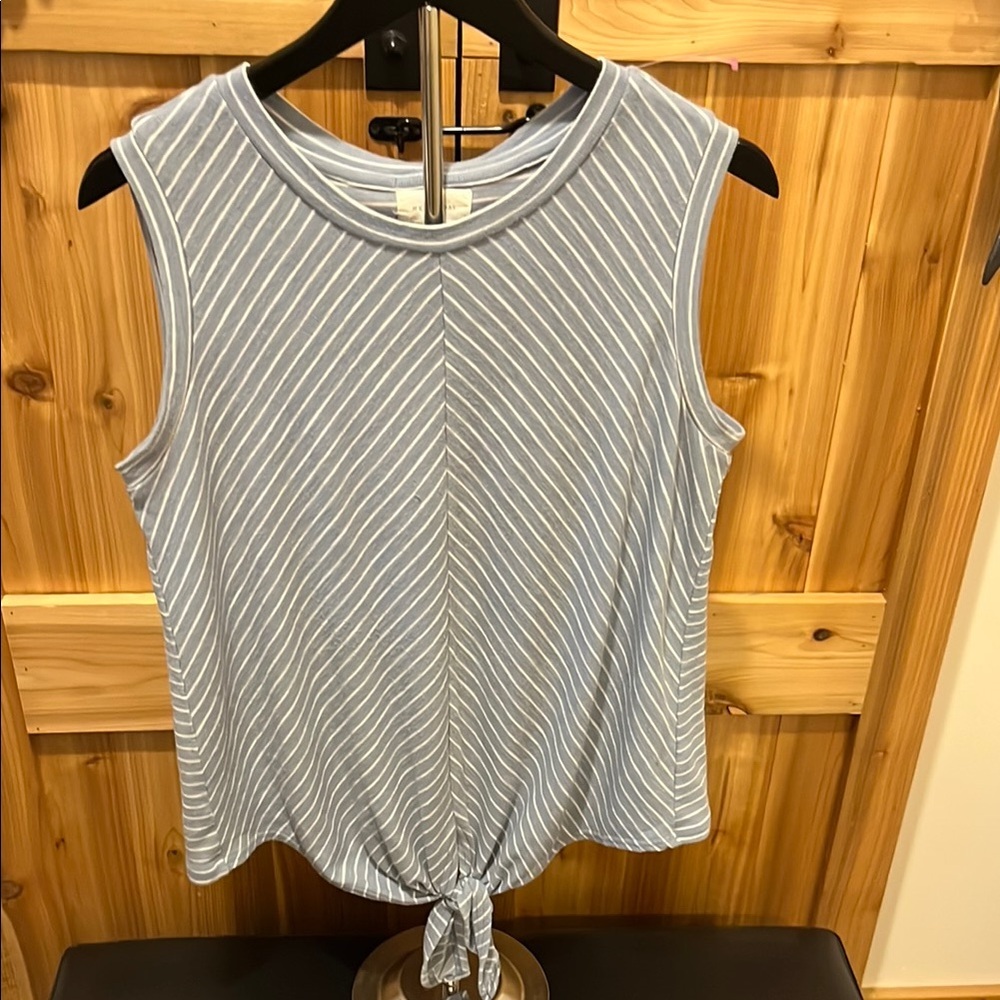 MELLODAY Diagonal Stripe Tie-Front Tank